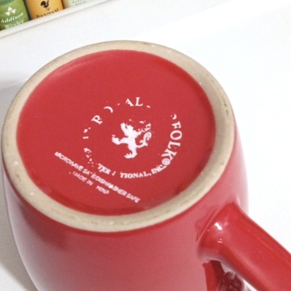 ALL YOU NEED IS LOVE & COFFEE ROYAL NORFOLK COFFEE MUG 16oz. - Picture 7 of 8